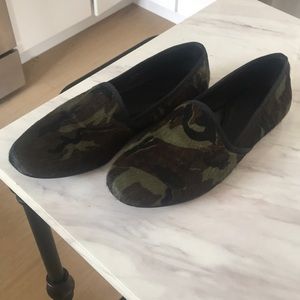 Genuine calf hair camouflage flats!